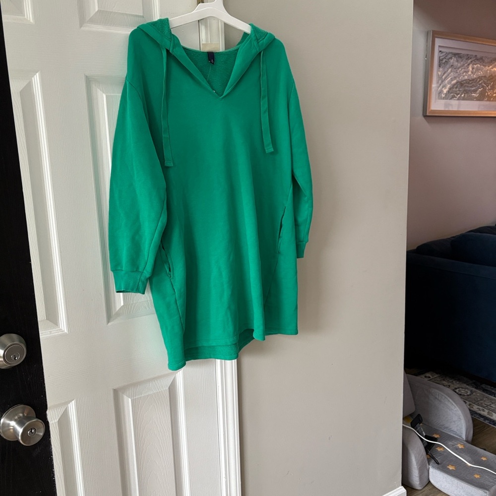Universal Thread Green Hoodie Sweatshirt